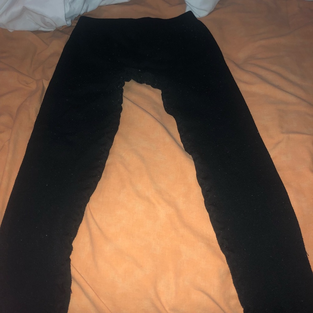 Basic black leggings